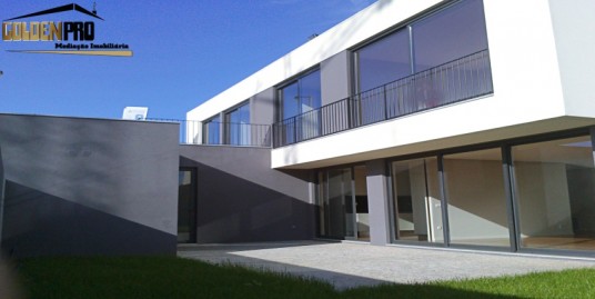 Magnifica Moradia T4 de luxo proxima da Praia – Valadares, Vila Nova de Gaia