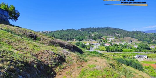 Terreno de construção com projeto aprovado – Amarante